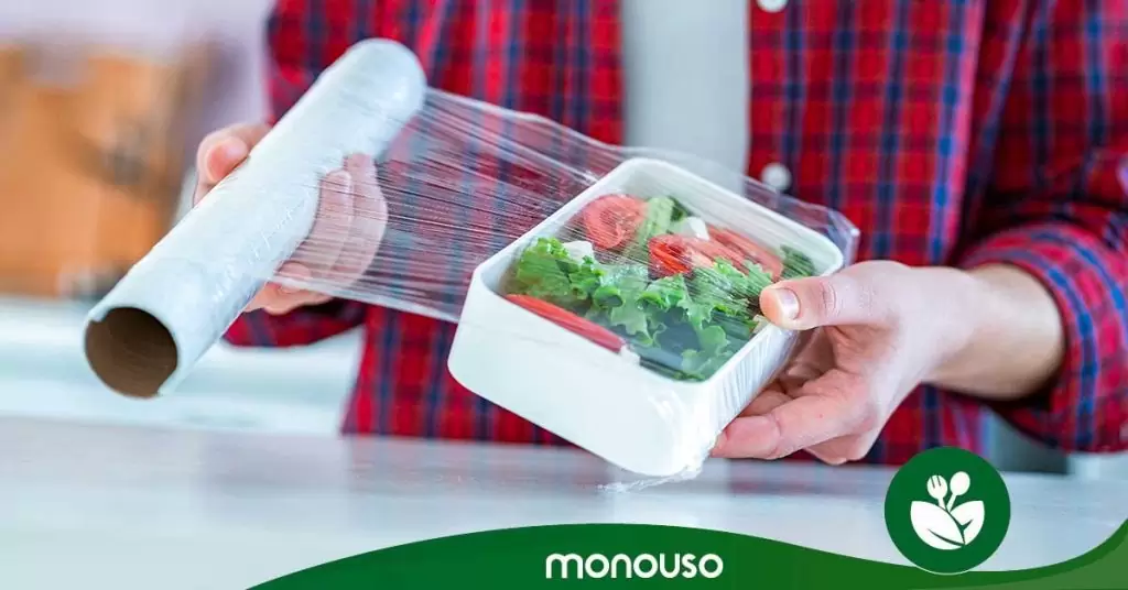 Usos-en-la-cocina-del-papel-de-aluminio-o-film-transparente-2020