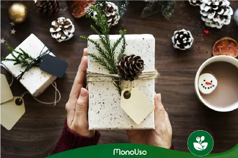 Cómo decorar cajas de cartón para regalo