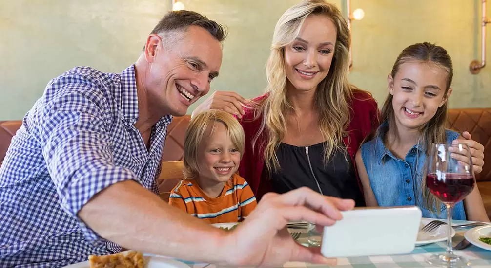 Promociones día de la Madre restaurantes: foto de familia